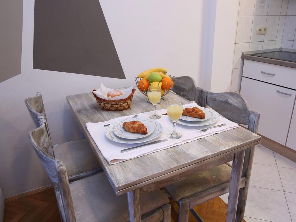 Guesthouse Teta Palmina Split Zewnętrze zdjęcie