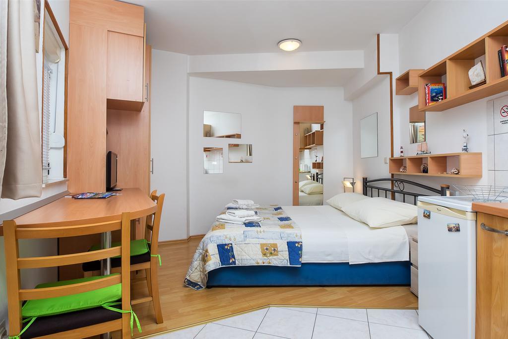 Guesthouse Teta Palmina Split Zewnętrze zdjęcie